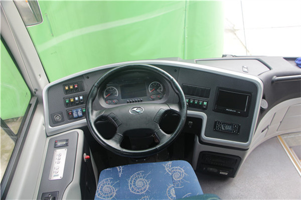 南京金龙NJL6117BEV13客车(纯电动24-53座)