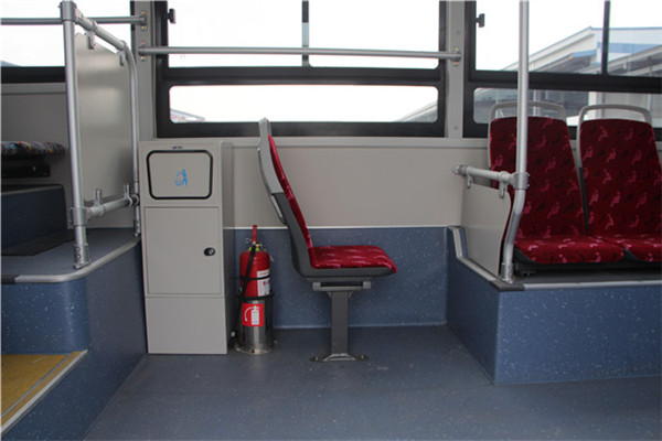 南京金龙NJL6129BEV12公交车(纯电动24-36座)