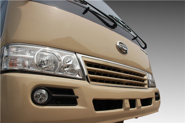 南京金龙NJL6820BEVG1公交车(纯电动24-35座)