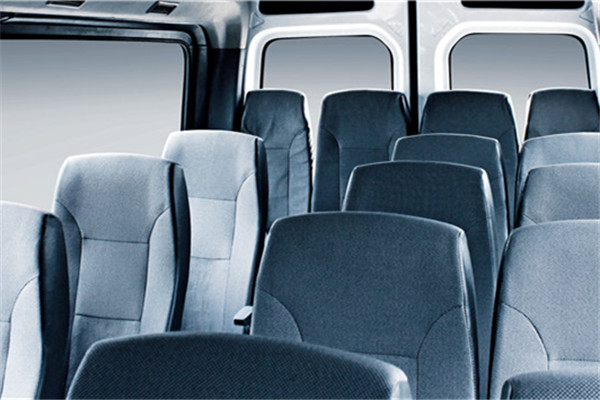 南京金龙NJL6600BEV2客车(纯电动10-18座)