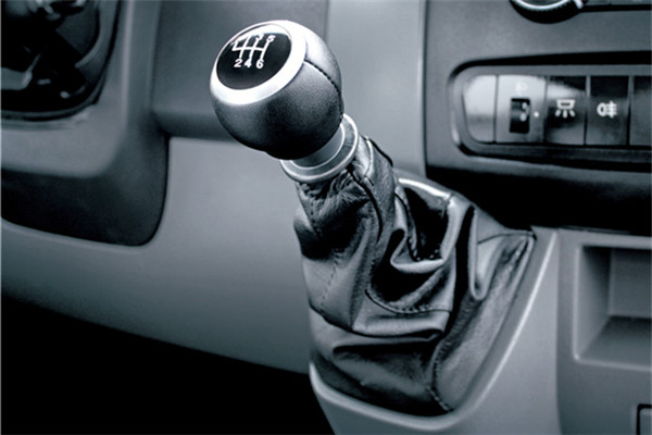 南京金龙NJL6600BEV15客车(纯电动10-18座)