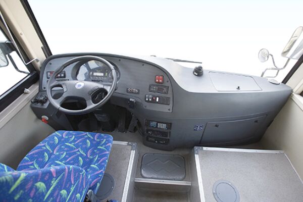 申龙SLK6663ULE0BEVS公交车(纯电动10-15座)