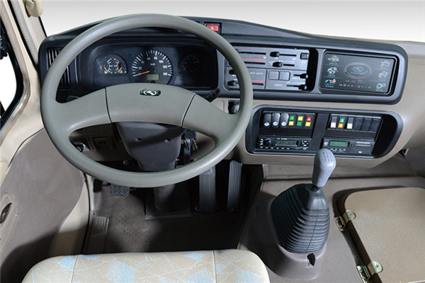 金龙XMQ6706AYD4D1客车(柴油国四10-23座)