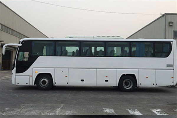 福田欧辉BJ6120U8LJB-2客车(柴油国四24-69座)
