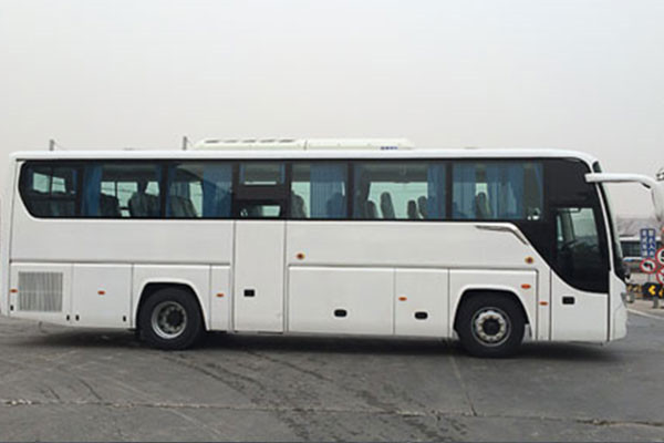 福田欧辉BJ6120U8LJB-5客车(柴油国五24-55座)