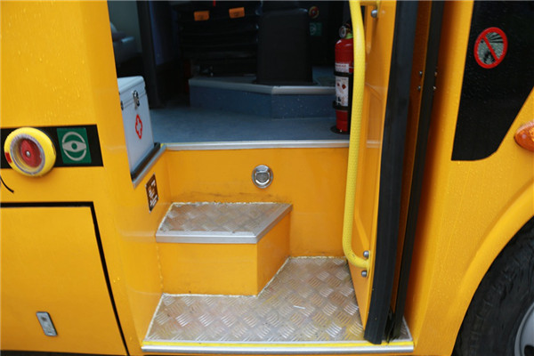 福田欧辉BJ6570S2MDB-1幼儿专用校车(柴油国五10-19座)