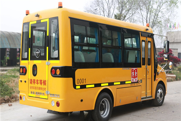 福田欧辉BJ6570S2MDB-1幼儿专用校车(柴油国五10-19座)
