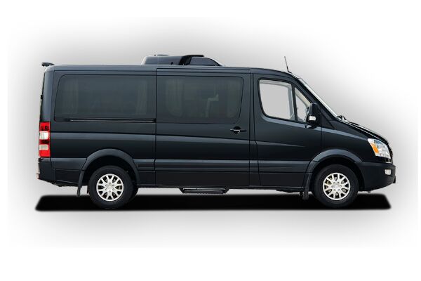 金龙XMQ6593KED5C1轻型客车(柴油国五10-14座)