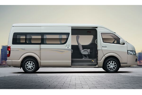 金龙XMQ6600BED5C轻型客车(柴油国五10-18座)
