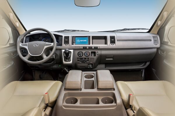 金龙XMQ6600BED5C轻型客车(柴油国五10-18座)