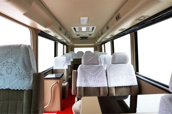 比亚迪BYD6710HLEV客车(纯电动10-22座)