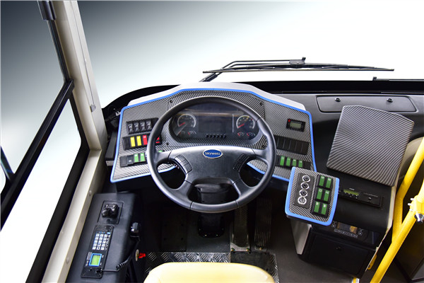 南京金龙NJL6100EV3公交车(纯电动19-37座)
