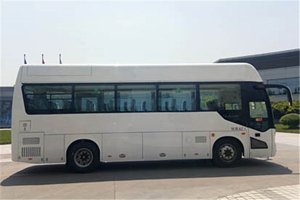 申龙SLK6903AFCEVH客车(燃料电池24-42座)