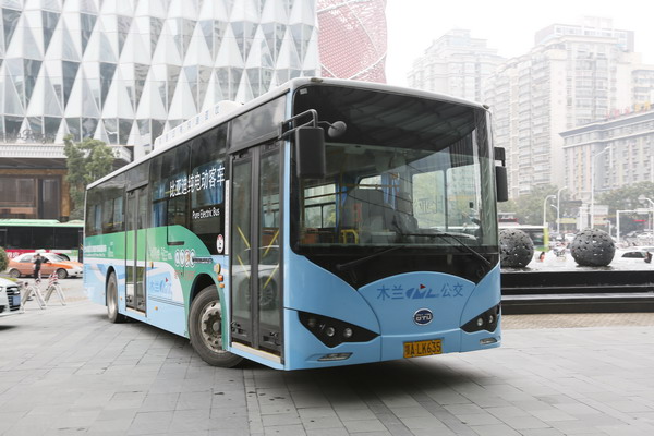 比亚迪BYD6100LGEV10公交车(纯电动17-39座)