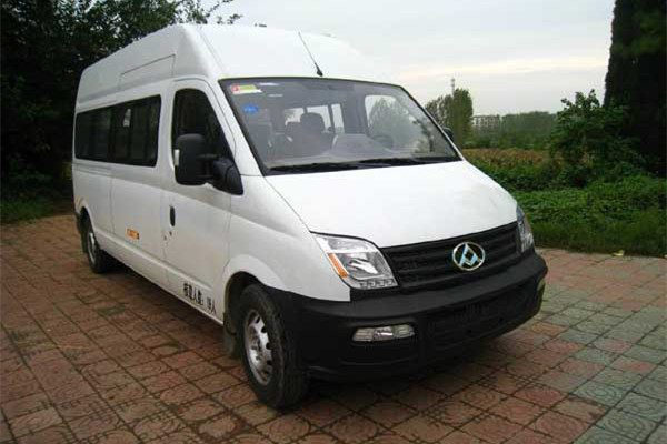 上汽大通SH6632A4BEV-2轻客(纯电动10-14座)