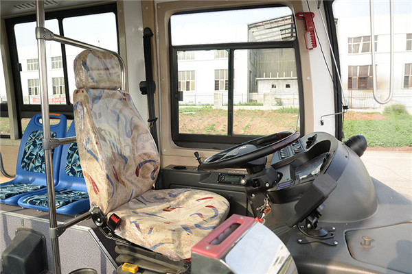 舒驰YTK6830GEV7公交车(纯电动15-31座)