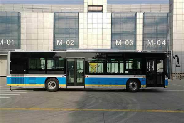 福田欧辉BJ6123SHEVCA-5插电式公交车(天然气/电混动国五21-42座)