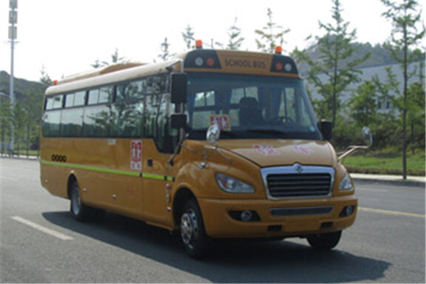东风超龙EQ6880STV1中小学生专用校车(柴油国五24-39座)