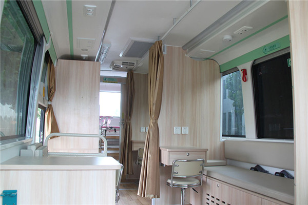 宇通ZK5156XYL5A体检车(柴油国五10-19座)