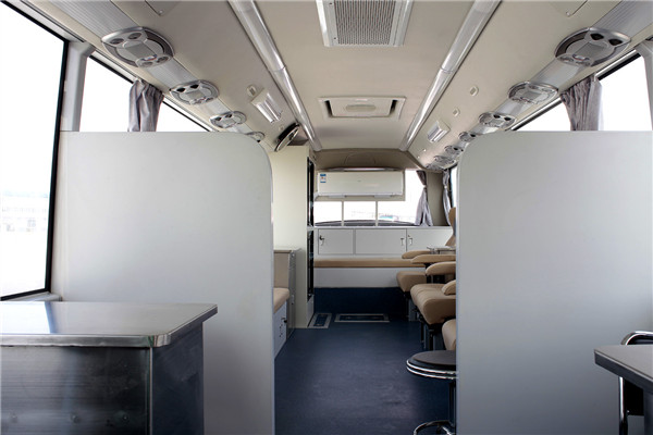 宇通ZK5126XYL5体检车（柴油国五2-9座）