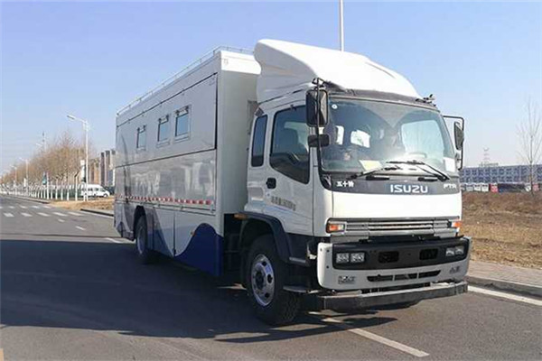 宇通ZK5160XCC15指挥车(柴油国五3座)