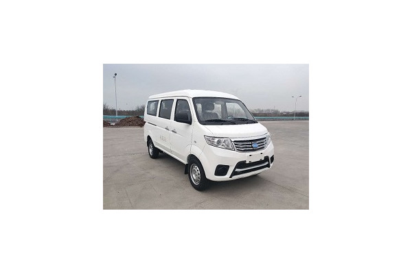 南京金龙NJL6420EV9多用途轻客(纯电动6-7座)