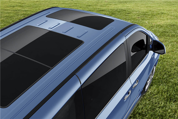 上汽大通SH6521C1GC多用途轻客(汽油国六7-9座)