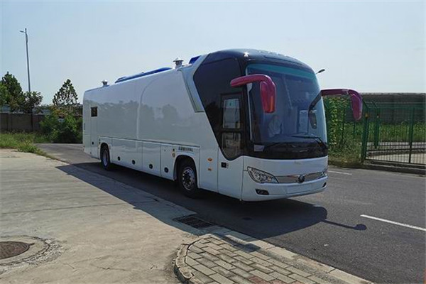 宇通ZK5160XYS2移动实验室车(柴油国五2座)