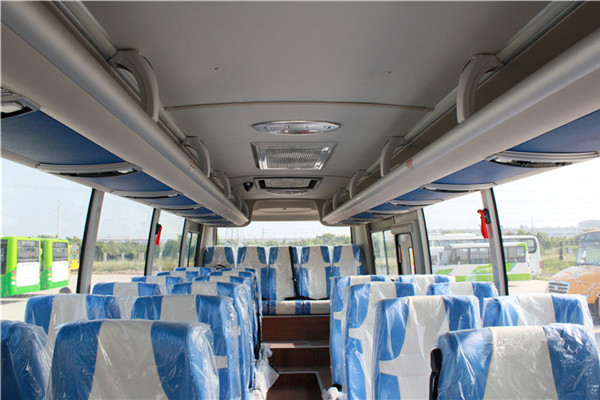 东风旅行车EQ6811CACBEV公交车(纯电动24-36座)