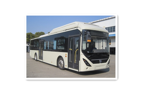 申沃SWB6128BEV33低入口公交车(纯电动28-44座)