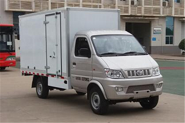 扬子江WG5034XXYBEV厢式运输车(纯电动2座)