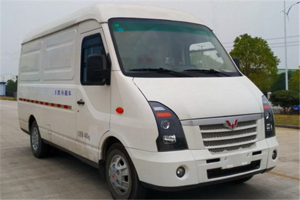 五菱GL5040XLC冷藏车(柴油国五3座)