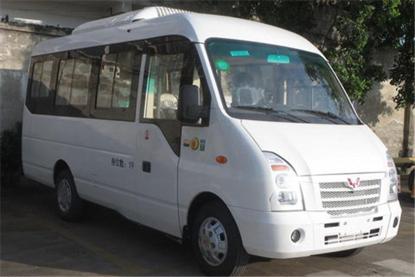 五菱GL6605CQS客车(柴油国六10-19座)