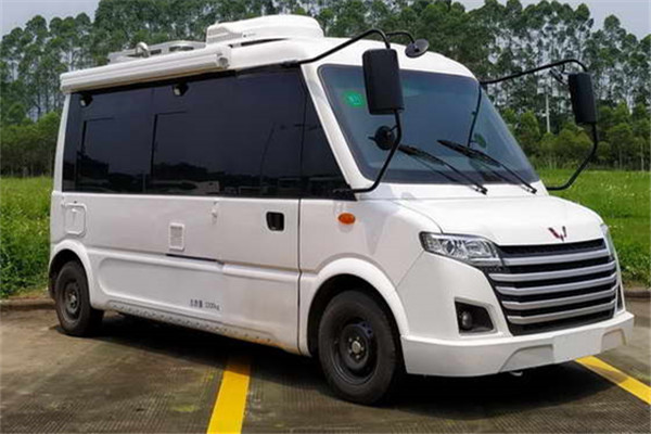五菱GL5036XLJ旅居车(汽油国六2-6座)
