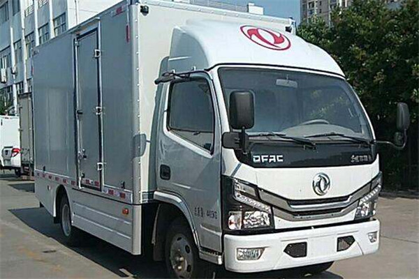申龙SLK5048XXYEBEV厢式运输车(纯电动2座)