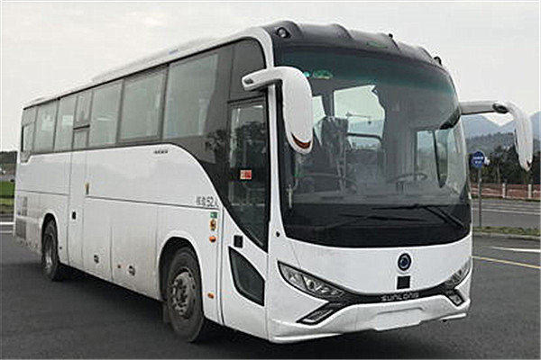申龙SLK6116ALD6客车(柴油国六24-52座)