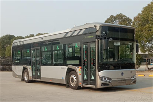 申龙SLK6115UBEVN1低地板公交车(纯电动20-37座)