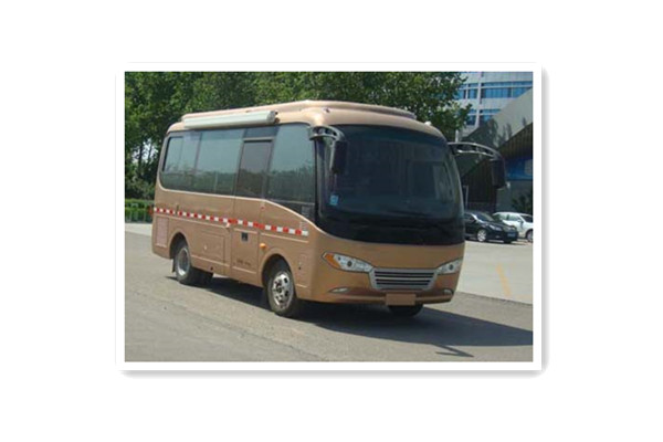 中通LCK5061XLJQ5A旅居车(柴油国五4-6座)