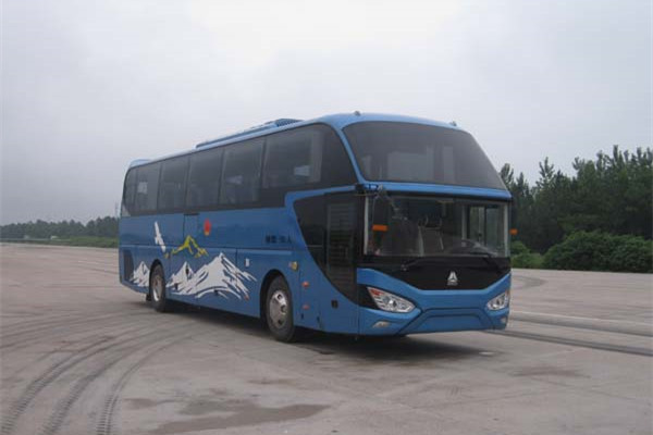 豪沃ZZ6127HQ5A客车(柴油国五24-52座)