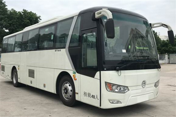 金旅XML6102JEVL0客车(纯电动24-48座)