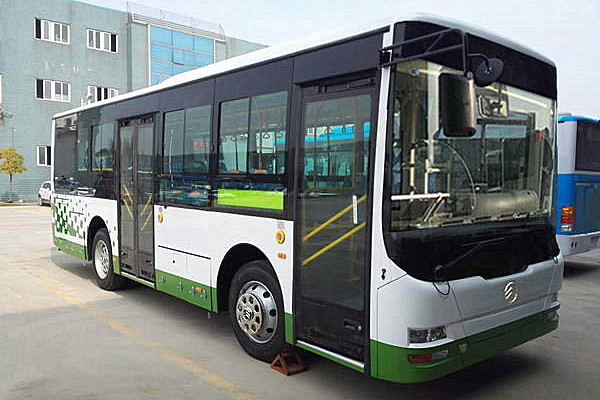 金旅XML6855JHEVL5C插电式公交车(柴油/电混动国五15-31座)