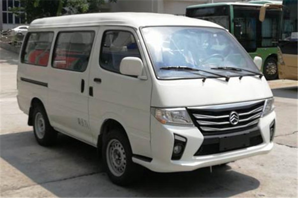 金旅XML5028XSW15商务车(汽油国五4-6座)
