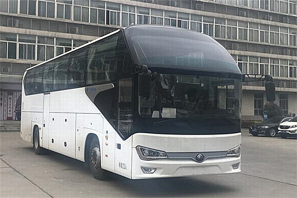 宇通ZK6128HT6Q1客车(柴油国六24-56座)