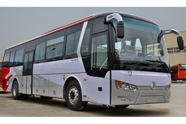 金旅XML6112J15CN公交车(天然气国五24-51座)