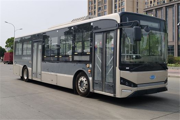 南京金龙NJL6106EV公交车（纯电动19-37座）