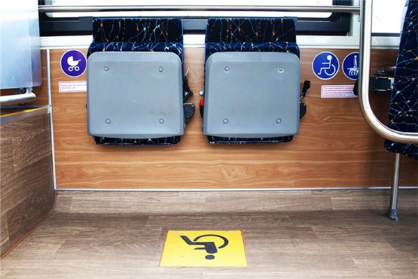 格力钛GTQ6102BEVB30低入口公交车(纯电动19-29座)