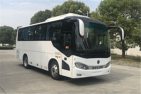 申龙SLK6813GLD6客车(柴油国六24-36座)