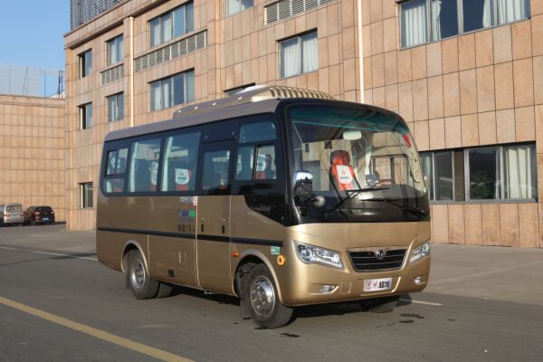 东风超龙EQ6608LTV客车(柴油国五10-19座)