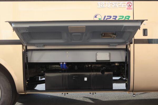 东风超龙EQ6608LTV客车(柴油国五10-19座)