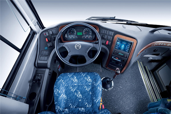 金旅XML6997J15Z客车(柴油国五24-45座)